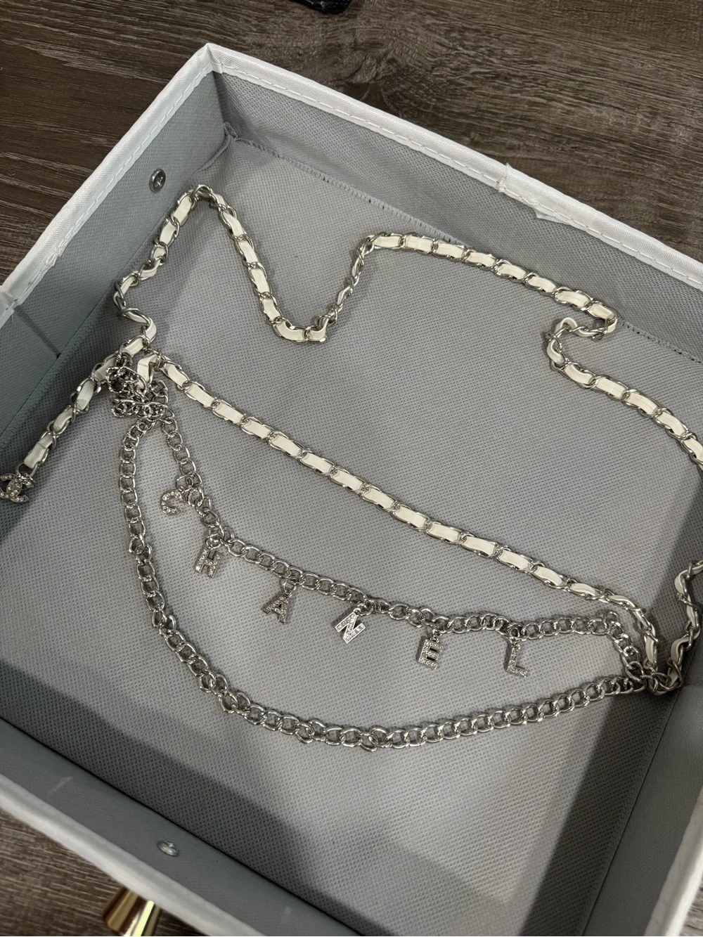 Silver & white double-layer waist chain with diamond charm detailing
